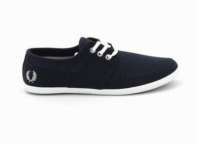 chaussure fred perry grise